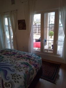 A bed or beds in a room at Box58