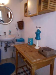 A bathroom at Box58 Még 37 kép