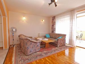 Posezení v ubytování Apartments Denis 19