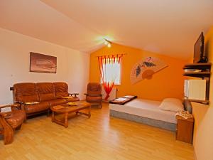 Posezení v ubytování Apartments Denis 19