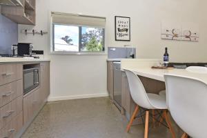 Gallery image of Ironbark Hill Villa 5 Vermentino in Pokolbin
