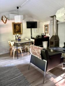 TV a/nebo společenská místnost v ubytování Timjan Forest Resort