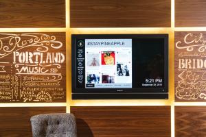 Certifikát, hodnocení, plakát nebo jiný dokument vystavený v ubytování Staypineapple, Hotel Rose, Downtown Portland