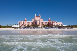 Gallery image of The Don CeSar in St. Pete Beach