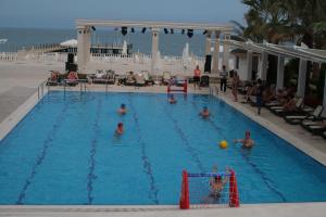 Bazén v ubytování Onkel Resort Hotel nebo v jeho okolí