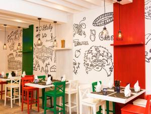 Restoran atau tempat lain untuk makan di Sealine Beach, a Murwab Resort