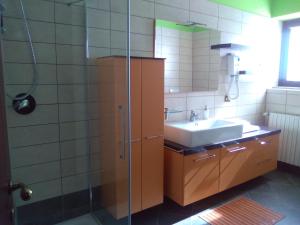A bathroom at Maison d'Elite