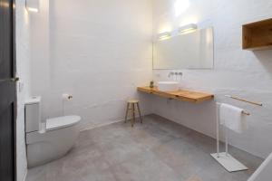 A bathroom at Cas Conco