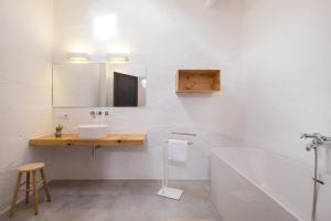 A bathroom at Cas Conco