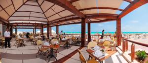 Εστιατόριο ή άλλο μέρος για φαγητό στο Djerba Plaza Thalasso & Spa