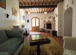 A seating area at Sassi Bianchi