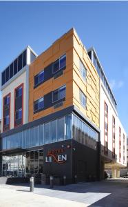 a building with a hotelelen on the side of it at Lexen Hotel - Hollywood in Los Angeles