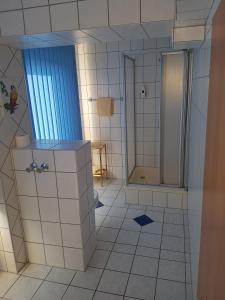 Koupelna v ubytování Hotel Stadt Baunatal