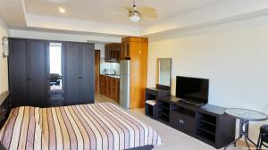 Gallery image of Yensabai Condotel in Pattaya South