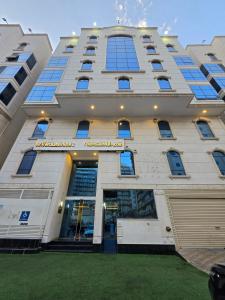 Bangunan di mana terletaknya hotel