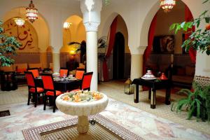 Matur á eða í nágrenni riad-hótelsins