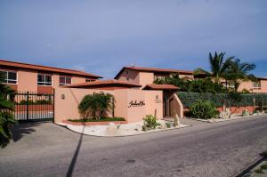 Imagen de la galería de Family-Flexication-Friendly Villa, few steps from Eagle Beach, en Palm-Eagle Beach 50 fotos más