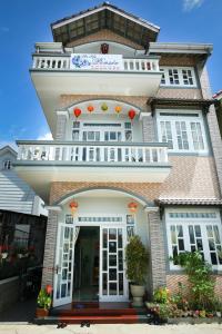 Gallery image of Pensee Guesthouse in Da Lat