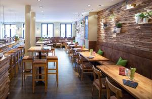 Restaurant o un lloc per menjar a Hotel FIVE