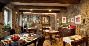 Gallery image of Borgese Camere e Suites in Neive