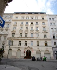 Budova, kde se aparthotel nachází