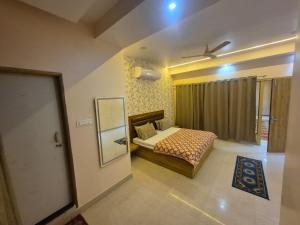 Gallery image of Sonawala Grand - Near Kaal Bhairav temple #Lift #Dining & restaurant in Varanasi