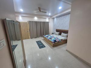 Gallery image of Sonawala Grand - Near Kaal Bhairav temple #Lift #Dining & restaurant in Varanasi