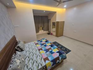 Gallery image of Sonawala Grand - Near Kaal Bhairav temple #Lift #Dining & restaurant in Varanasi