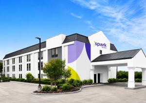 a rendering of the front of a sprat building at Spark by Hilton Watertown, NY in Watertown