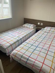 Gallery image of Bungalow 3 chambres 2 sdb in Litteau