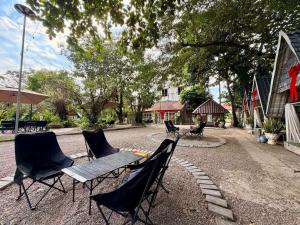 Jardí fora de Dorkkhaiythonghotel