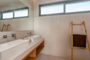 Gallery image of Anara Villa Samui in Mae Nam