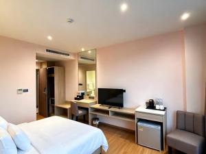 โทรทัศน์และ/หรือระบบความบันเทิงของ 35 Bow Hotel