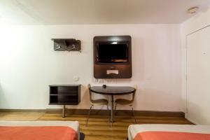 Postel nebo postele na pokoji v ubytování Motel 6-Garland, TX - Dallas