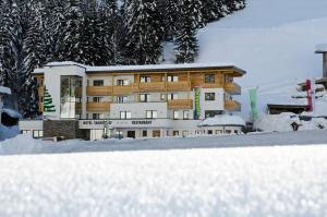 Hotel Tannenhof during the winter