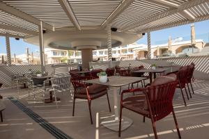 Maxion Hotel tesisinde bir restoran veya yemek mekanı