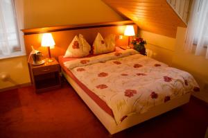 Rúm í herbergi á Auberge Communale à l'Union