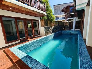 Gallery image of Bahowo Mangrove Dive Lodge in Mantaak