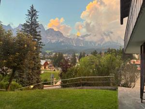 a view of a mountain range from a house at Ca' Scalinatella in Cortina dʼAmpezzo