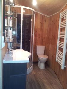 a bathroom with a sink and a toilet at La Palombière, plage à 150m in Meschers-sur-Gironde +23 photos