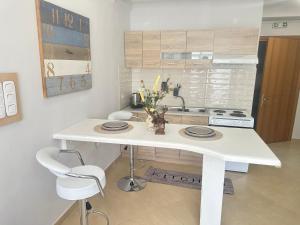 Foto de la galeria de NIL'S suite a Xanthi 16 fotos més