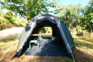 Foto de la galeria de EcoCampingQuesa a Quesa