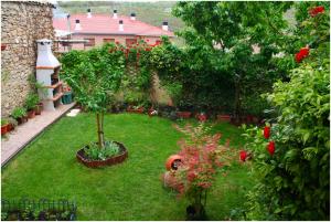 A garden outside Casa Rural Xixa Landetxea