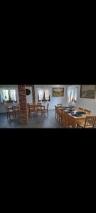 Restaurant o un lloc per menjar a Pod Dachem Tykocin 1