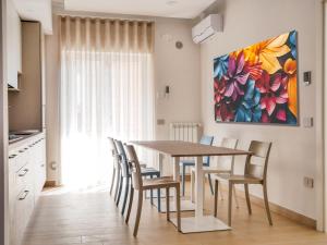 Ruang duduk di COLOMBO SUITE