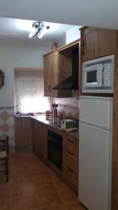 Kuchyňa alebo kuchynka v ubytovaní Casa Rural El Solarillo