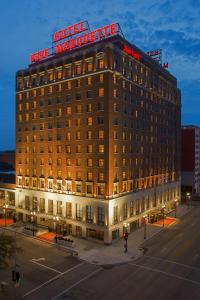 a building with a sign on the top of it at Peoria Marriott Pere Marquette in Peoria