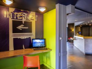 Sjónvarps- og/eða afþreyingartæki á ibis budget Limoges Centre Gare