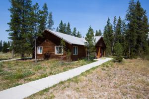 Afbeelding uit fotogalerij van Headwaters Lodge & Cabins at Flagg Ranch in Moran