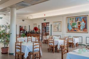 Ресторан / где поесть в Hotel Ispinigoli